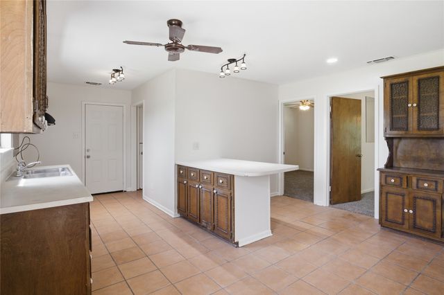 557 FM 196, Pattonville, TX 75468