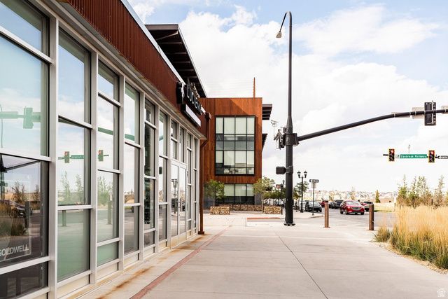 10399 S TOPVIEW RD, South Jordan, UT 84009