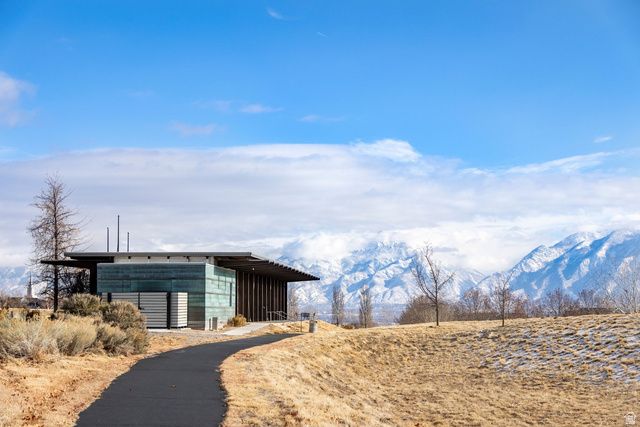 10399 S TOPVIEW RD, South Jordan, UT 84009