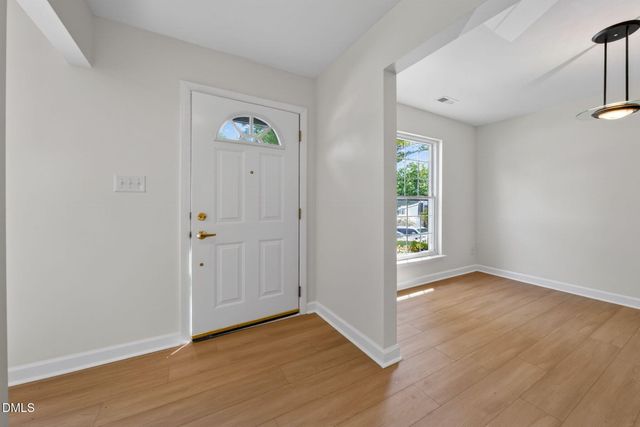 218 Rosebrooks Drive, Cary, NC 27513