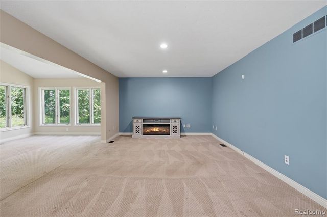 5336 Urbana Drive, Brighton, MI 48116