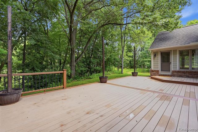 5336 Urbana Drive, Brighton, MI 48116