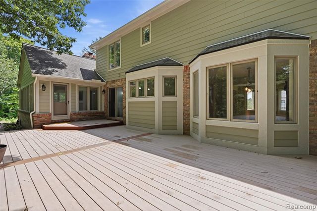 5336 Urbana Drive, Brighton, MI 48116