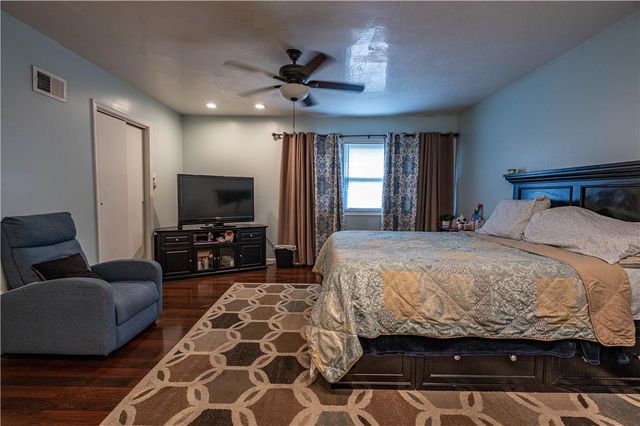 1546 Creekside Road, Whitehall Twp, PA 18052