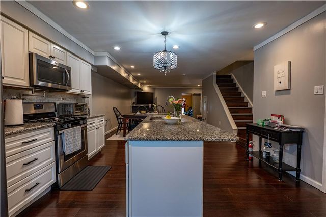 1546 Creekside Road, Whitehall Twp, PA 18052