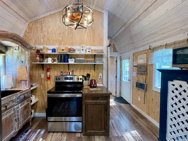 805 Pine Cone Street, Leesburg, AL 35983