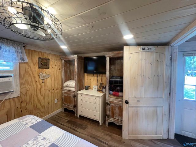 805 Pine Cone Street, Leesburg, AL 35983