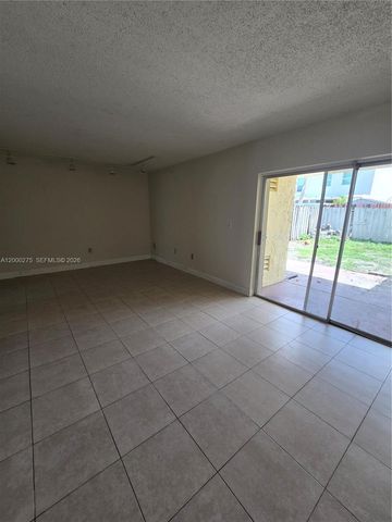 932 W 80th Pl, Hialeah, FL 33014