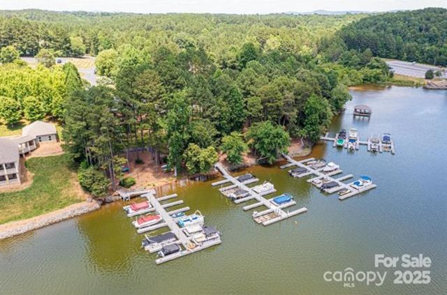 5501 Bridgewater Drive, Granite Falls, NC 28630