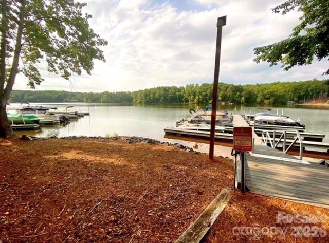 5501 Bridgewater Drive, Granite Falls, NC 28630