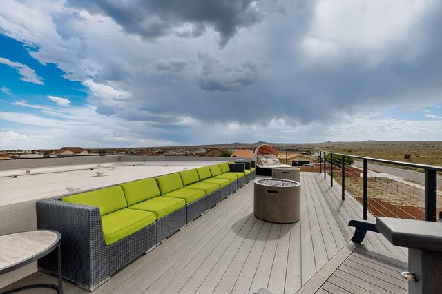 6500 KIMMICK Drive NW, Albuquerque, NM 87120