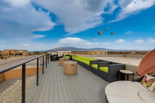 6500 KIMMICK Drive NW, Albuquerque, NM 87120