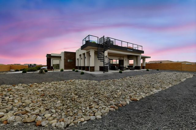 6500 KIMMICK Drive NW, Albuquerque, NM 87120