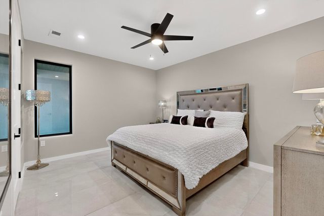 6500 KIMMICK Drive NW, Albuquerque, NM 87120