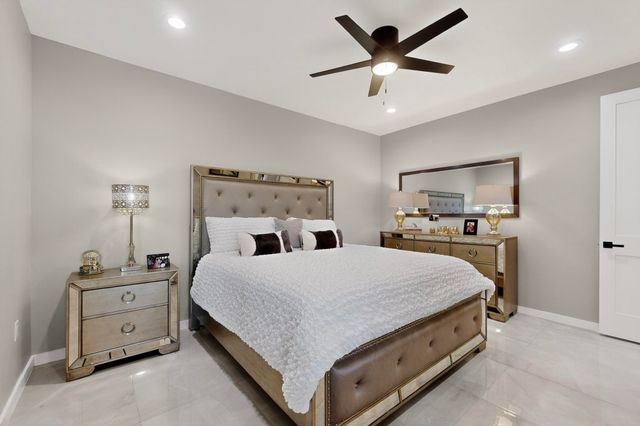 6500 KIMMICK Drive NW, Albuquerque, NM 87120