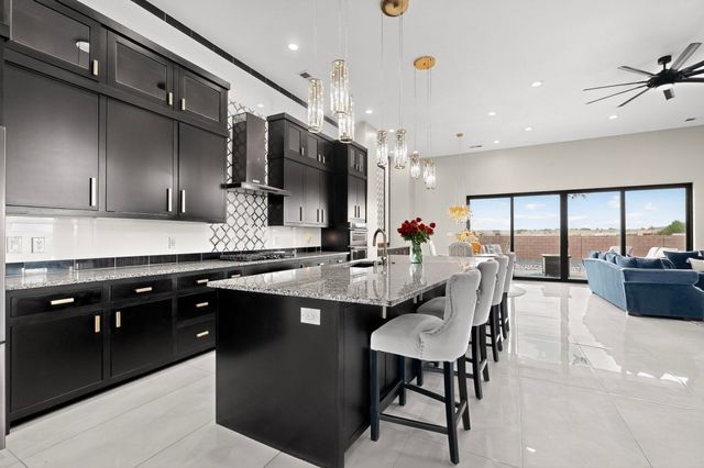 6500 KIMMICK Drive NW, Albuquerque, NM 87120