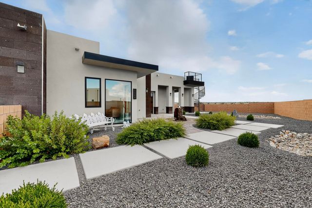 6500 KIMMICK Drive NW, Albuquerque, NM 87120