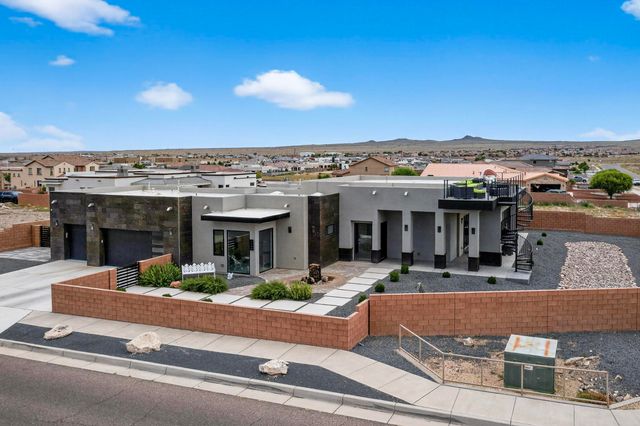 6500 KIMMICK Drive NW, Albuquerque, NM 87120