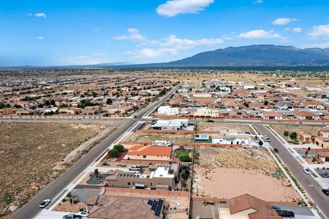 6500 KIMMICK Drive NW, Albuquerque, NM 87120