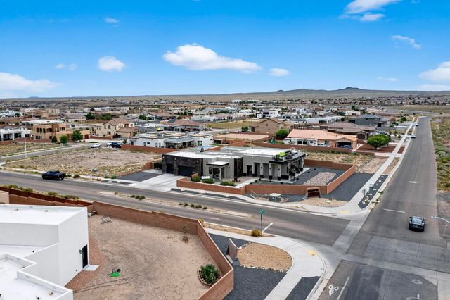 6500 KIMMICK Drive NW, Albuquerque, NM 87120