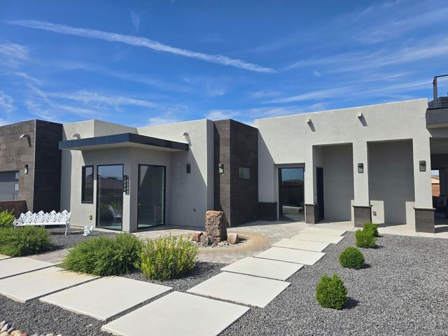 6500 KIMMICK Drive NW, Albuquerque, NM 87120