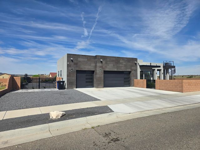 6500 KIMMICK Drive NW, Albuquerque, NM 87120
