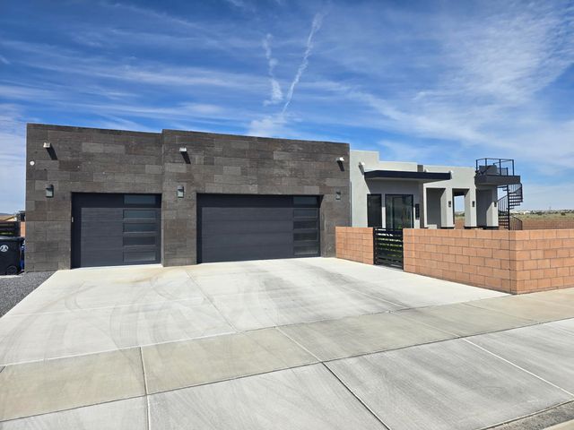 6500 KIMMICK Drive NW, Albuquerque, NM 87120