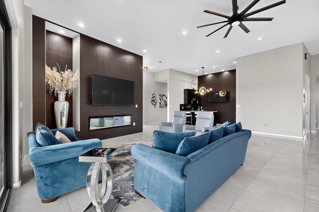 6500 KIMMICK Drive NW, Albuquerque, NM 87120