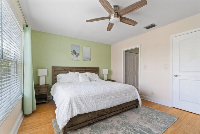 842 SE 19th Avenue 103, Deerfield Beach, FL 33441