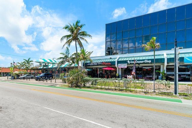 842 SE 19th Avenue 103, Deerfield Beach, FL 33441