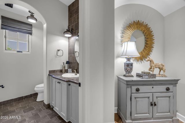 6615 N 39TH Way, Paradise Valley, AZ 85253