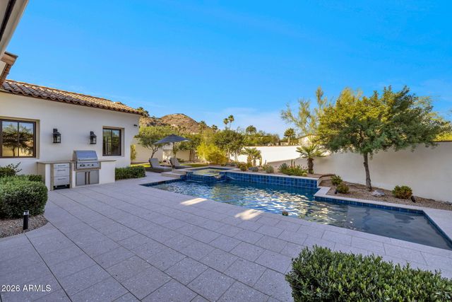 6615 N 39TH Way, Paradise Valley, AZ 85253