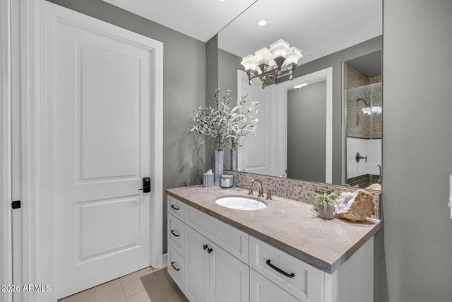 6615 N 39TH Way, Paradise Valley, AZ 85253