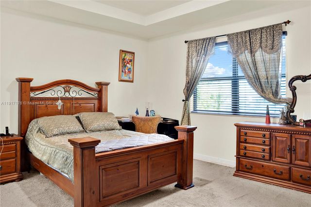 217 NE 23rd Ter, Homestead, FL 33033