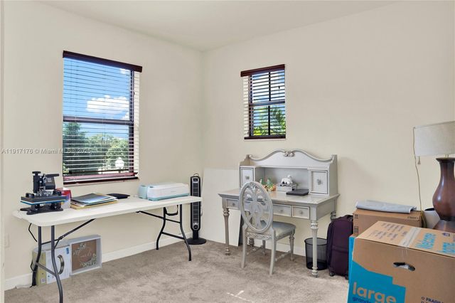 217 NE 23rd Ter, Homestead, FL 33033