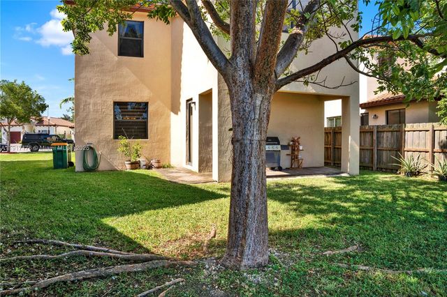 217 NE 23rd Ter, Homestead, FL 33033