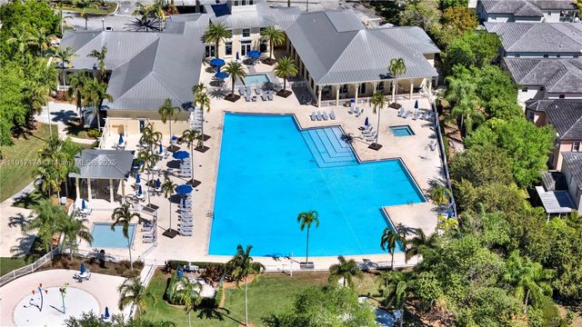 217 NE 23rd Ter, Homestead, FL 33033