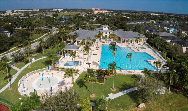 217 NE 23rd Ter, Homestead, FL 33033