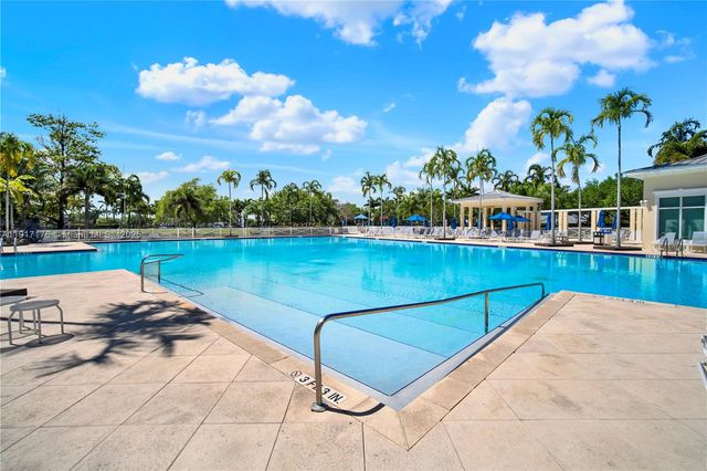 217 NE 23rd Ter, Homestead, FL 33033