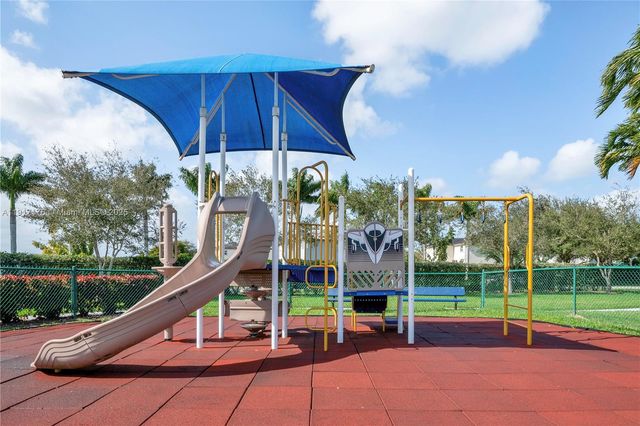 217 NE 23rd Ter, Homestead, FL 33033