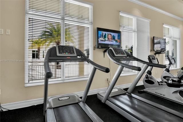 217 NE 23rd Ter, Homestead, FL 33033