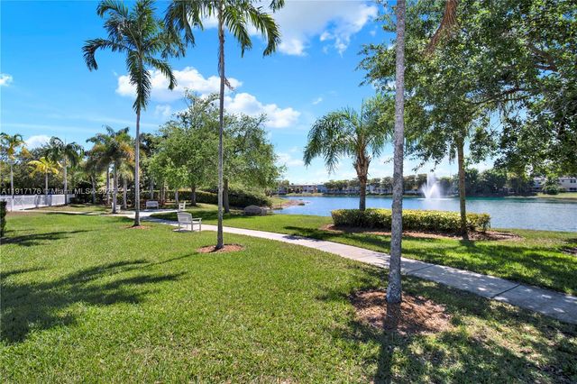 217 NE 23rd Ter, Homestead, FL 33033