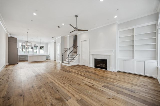 5213 Feagan Street H, Houston, TX 77007