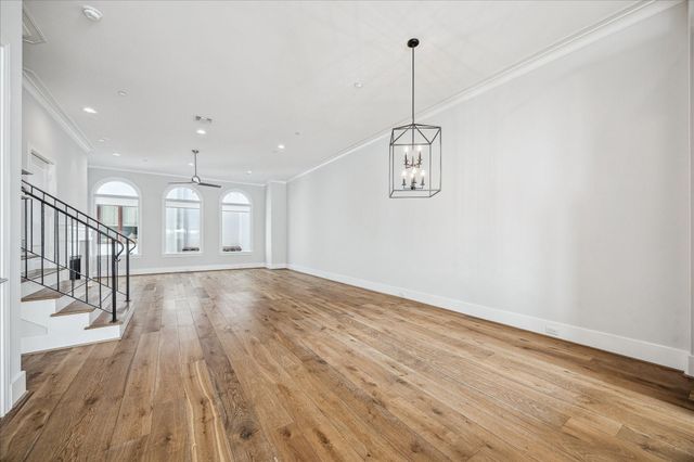 5213 Feagan Street H, Houston, TX 77007