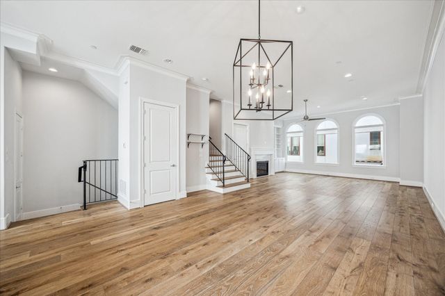 5213 Feagan Street H, Houston, TX 77007