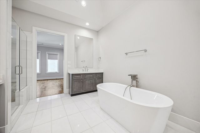 5213 Feagan Street H, Houston, TX 77007