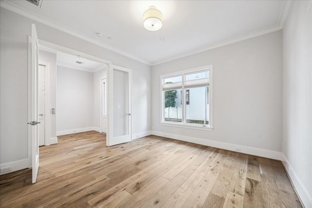 5213 Feagan Street H, Houston, TX 77007