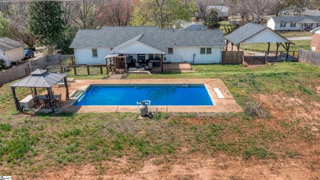 116 Stephens Circle, Piedmont, SC 29673