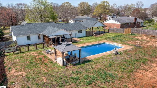 116 Stephens Circle, Piedmont, SC 29673