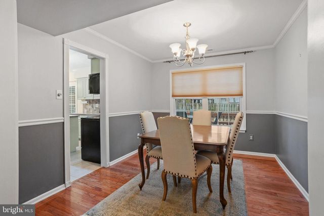 36 WHITECHAPEL DR, Mount Laurel, NJ 08054